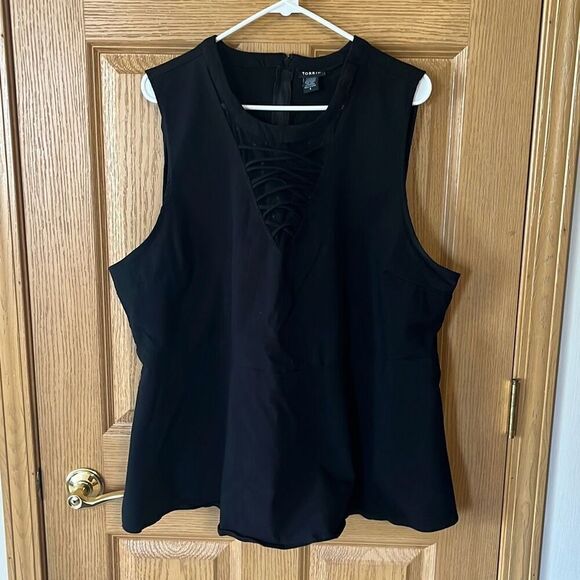 Torrid Black Woven Lace-Up Peplum Top Size 4X - Picture 3 of 9